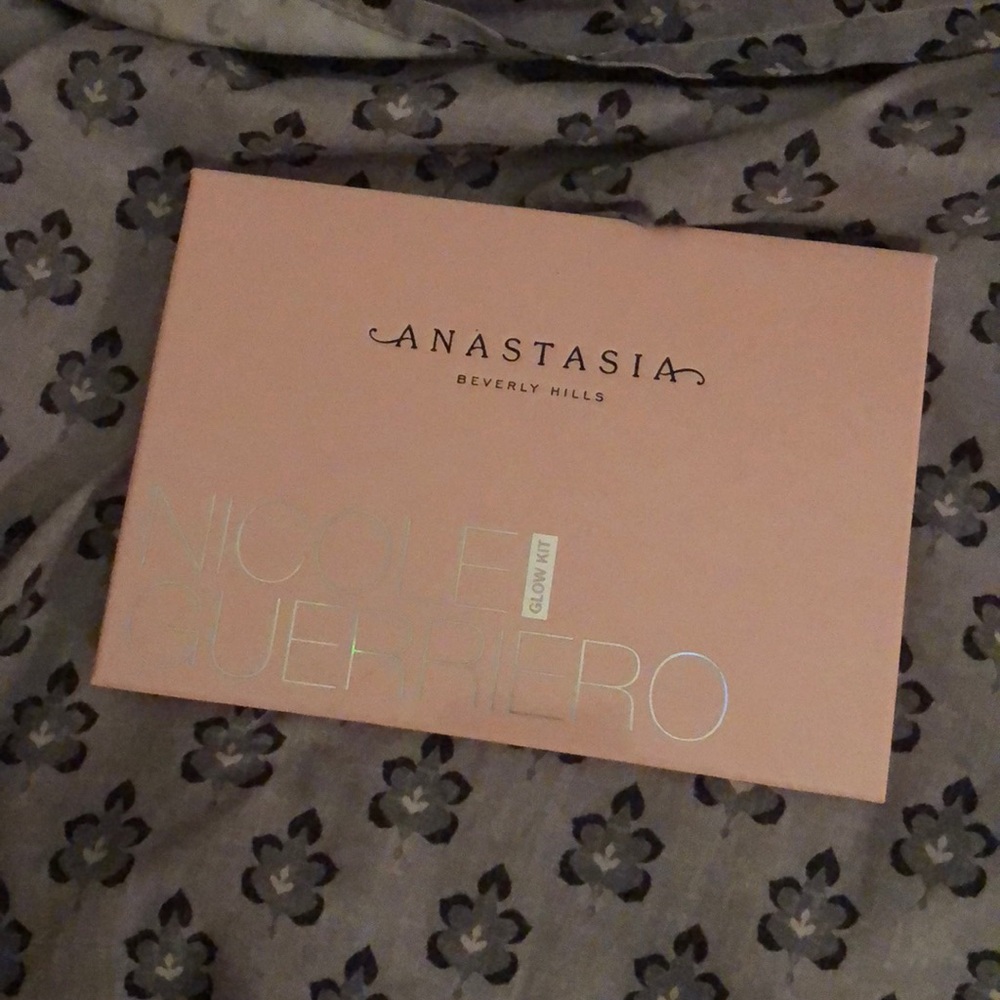 ABH GLOW KIT